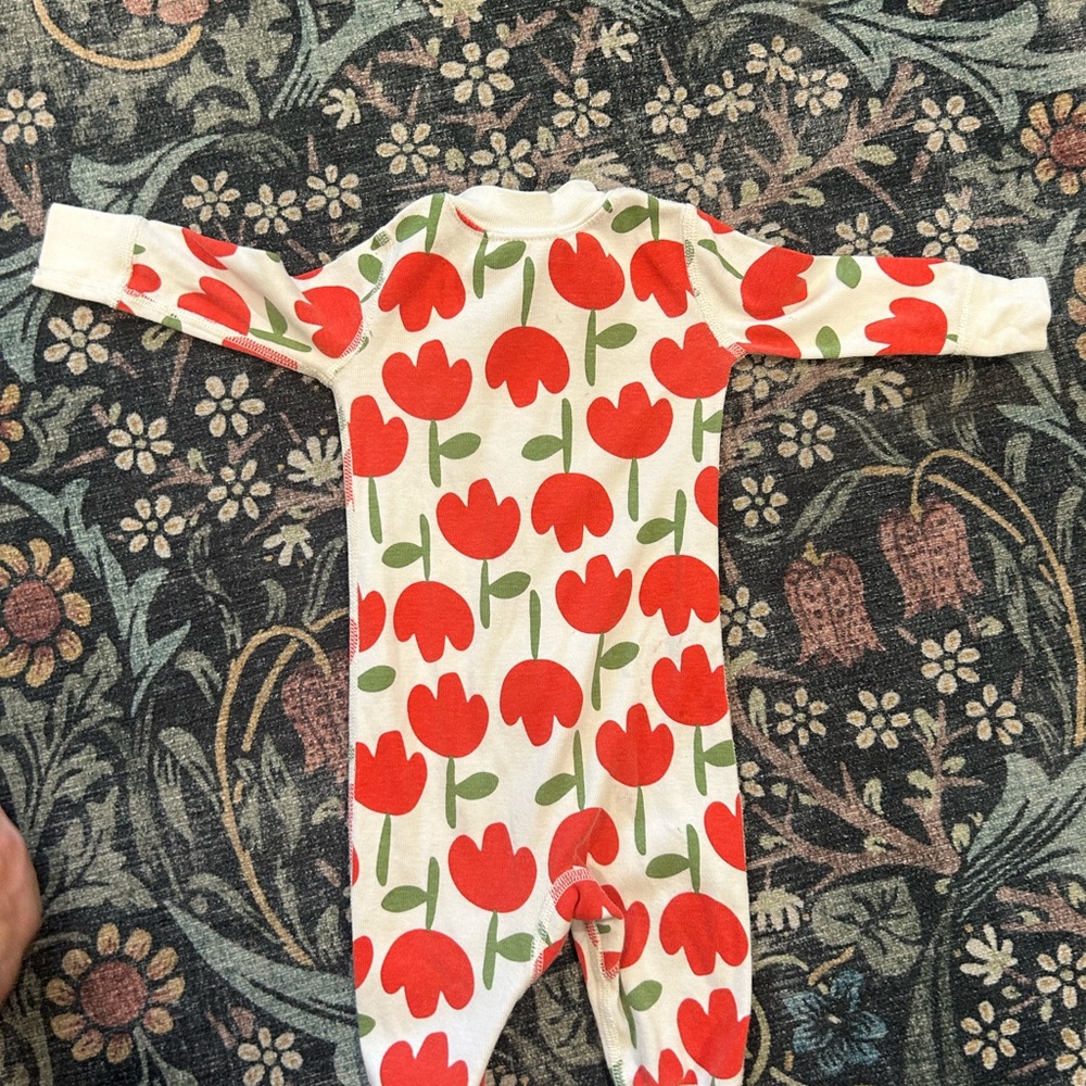 Hanna Andersson Tulip Print PJ 3-6 Mo - Picture 2 of 6